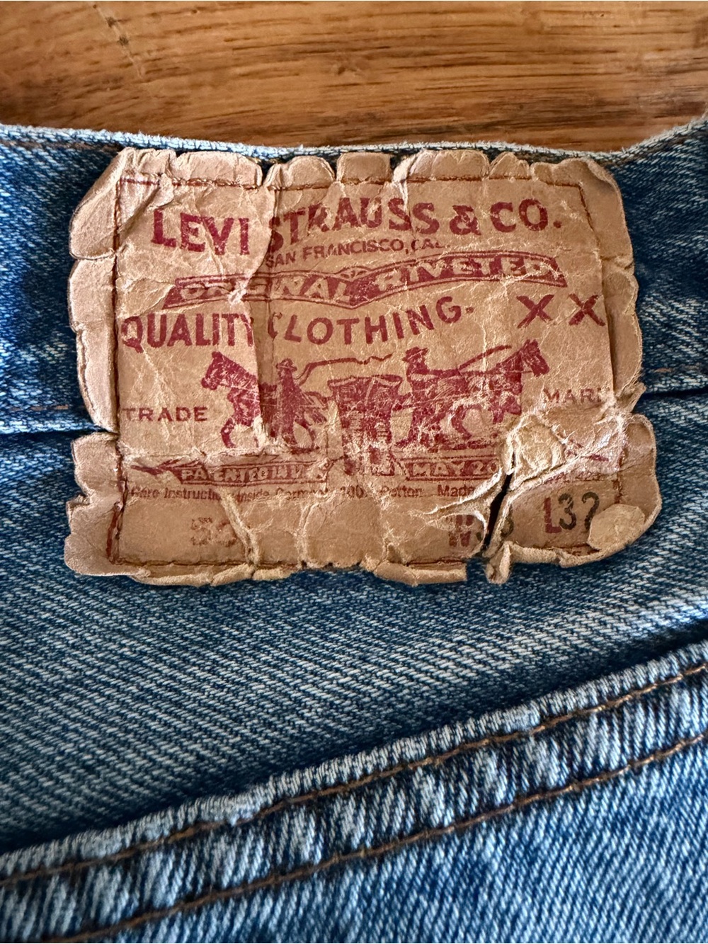 Vintage Levi's 501 USA made Jeans tagged 33x32 actual 30.5x30 - Picture 2 of 7